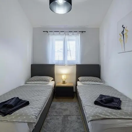 Casa Maja Βίλα Brtonigla
