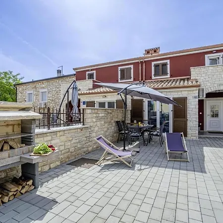Casa Maja 빌라 브르토니글라